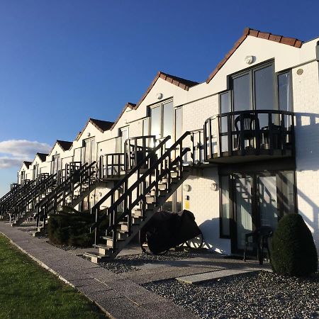 Knus Appartement Met Zicht Op Zeepolder De Haan Exterior foto