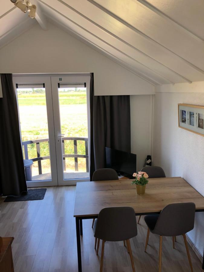 Knus Appartement Met Zicht Op Zeepolder De Haan Exterior foto